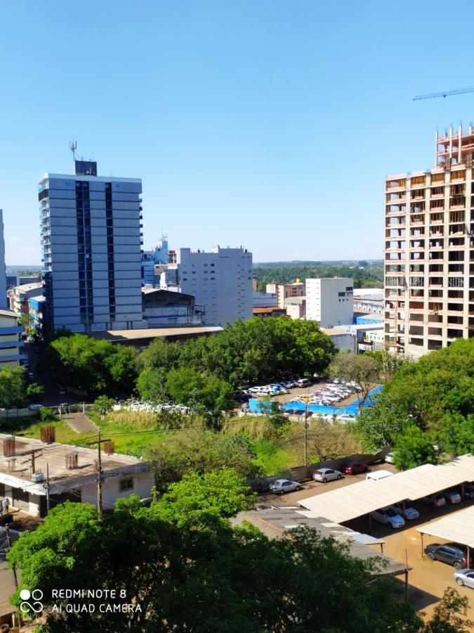 Apart en pleno centro, con estac y WiFi 108 Ciudad del Este Exterior foto